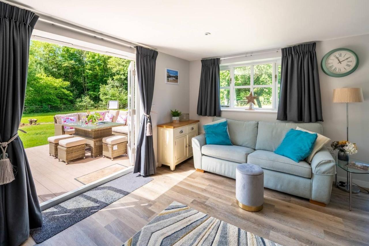 Osbornes Holiday House Near Exeter With Swimming Pool Экстерьер фото