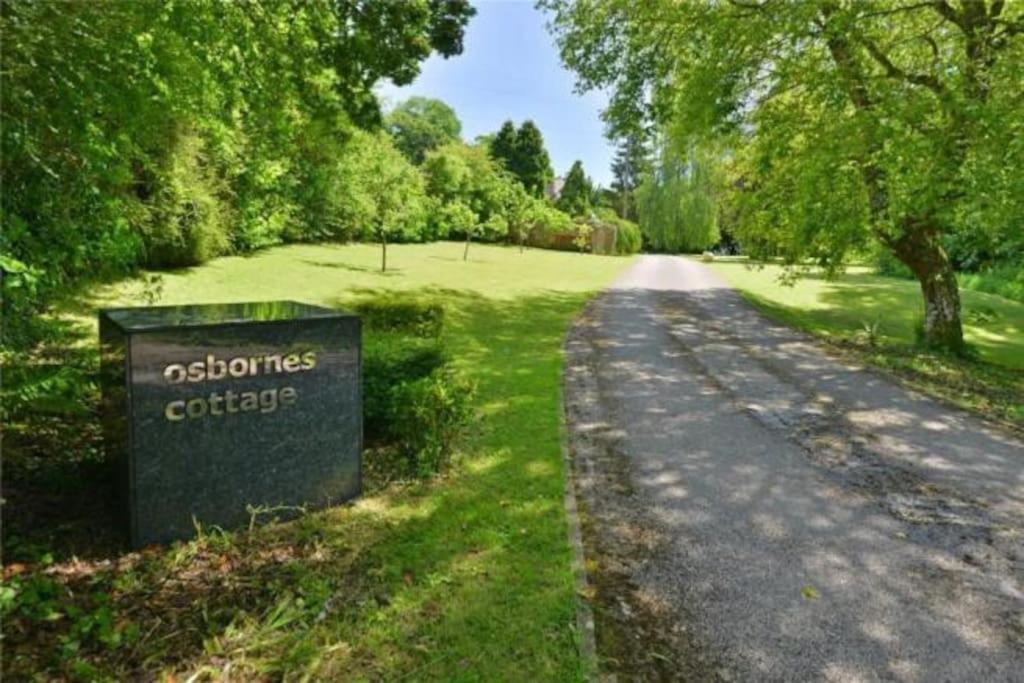 Osbornes Holiday House Near Exeter With Swimming Pool Экстерьер фото